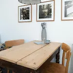 Appartement Feelslikehome - Schoene&zentral Angebundene Altbauwohnung Mit Parkplatz