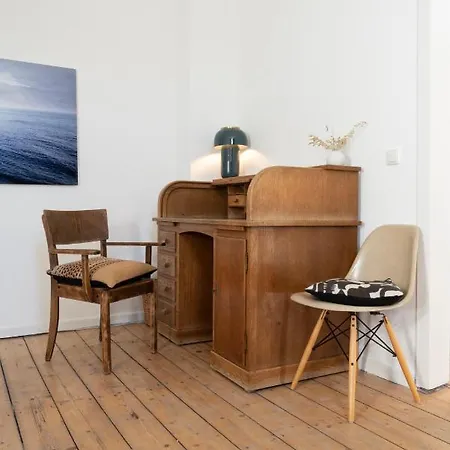 Feelslikehome - Schoene&zentral Angebundene Altbauwohnung Mit Parkplatz Бохум