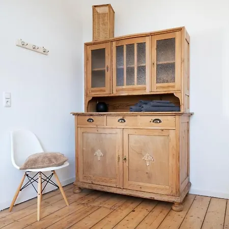 Feelslikehome - Schoene&zentral Angebundene Altbauwohnung Mit Parkplatz Apartment