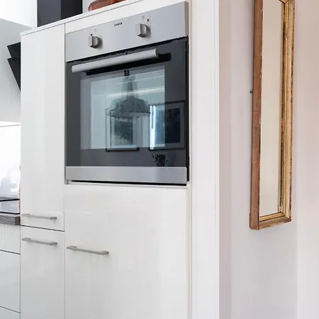 Апартаменты Feelslikehome - Schoene&zentral Angebundene Altbauwohnung Mit Parkplatz Бохум