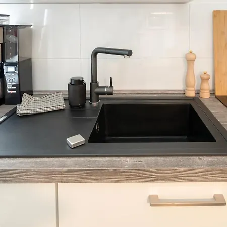 Apartament Feelslikehome - Schoene&zentral Angebundene Altbauwohnung Mit Parkplatz *