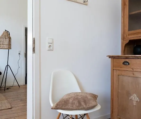 Apartament Feelslikehome - Schoene&zentral Angebundene Altbauwohnung Mit Parkplatz