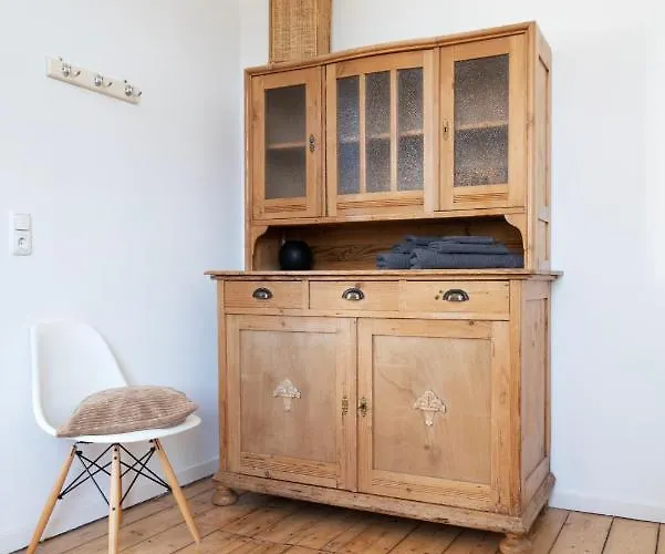 Feelslikehome - Schoene&zentral Angebundene Altbauwohnung Mit Parkplatz Apartament